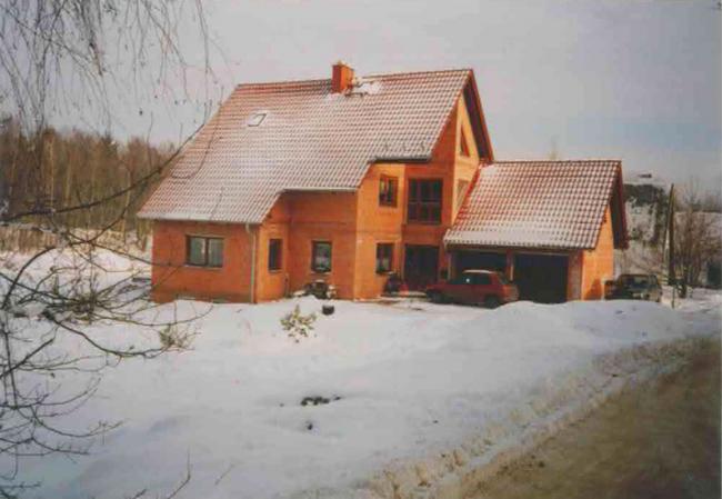 Neubau unterkellertes Wohnhaus in Hanglage